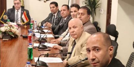 أمانة
      الاتصال
      السياسى
      والعلاقات
      الحكومية
      تعقد
      اجتماعًا
      دوريًا
      لمناقشة
      خطة
      عملها
      الفترة
      المقبلة - نجد الاخبارية