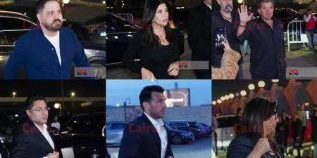 مشاهير
      الفن
      والإعلام
      في
      عزاء
      الدكتور
      وليد
      مصطفى
      رئيس
      مجلس
      أمناء
      القاهرة
      24
      بمسجد
      الشرطة
      بالشيخ
      زايد - نجد الاخبارية
