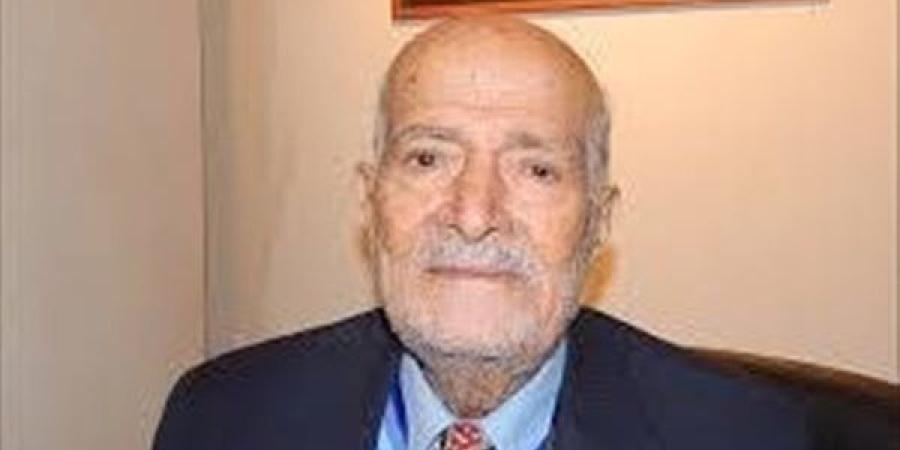 في
      ذكرى
      ميلاده..
      من
      هو
      محمود
      إبراهيم
      سلامة
      شيخ
      الخطاطين
      ؟ - نجد الاخبارية