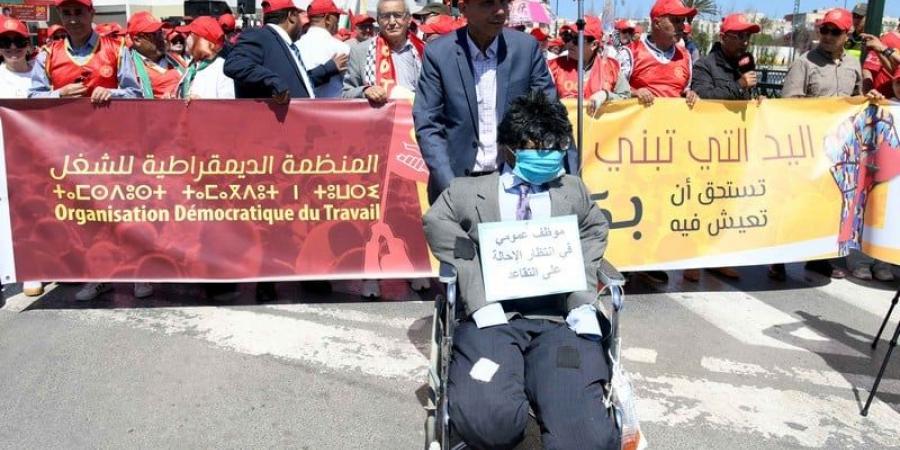 "زيادة
      الأجور"
      توحّد
      أصوات
      العمال
      المغاربة
      في
      احتفالات
      "عيد
      الشغل" - نجد الاخبارية