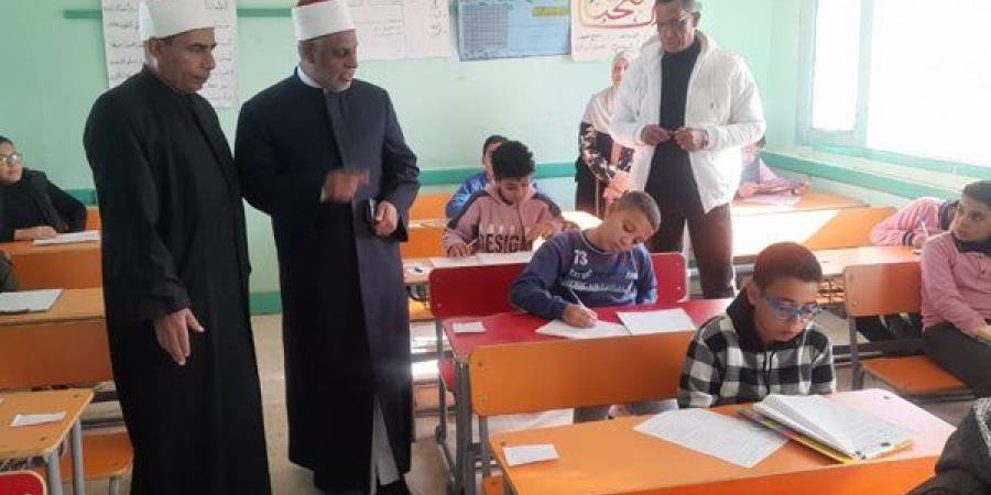 خلال
      ساعات..
      مصدر
      بالمعاهد
      الأزهرية
      يكشف
      عن
      موعد
      إتاحة
      أرقام
      الجلوس
      أمام
      طلاب
      الثانوية
      الأزهرية - نجد الاخبارية