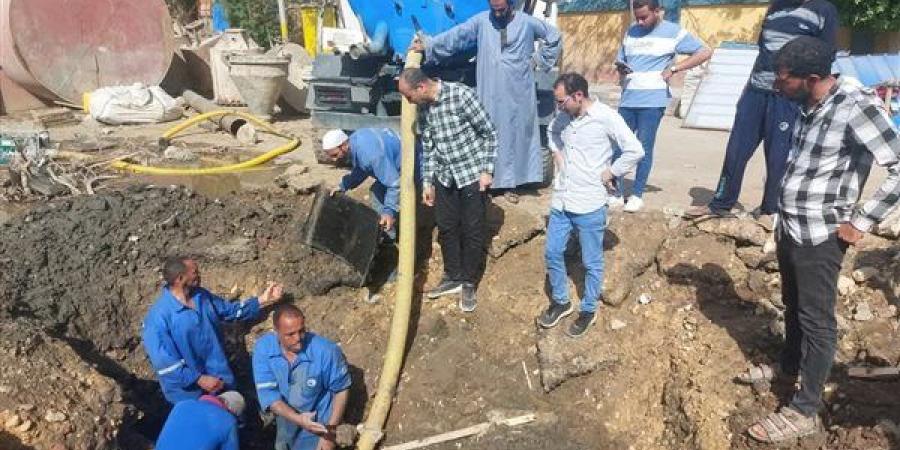 استمرار
      أعمال
      إصلاح
      كسر
      بخط
      المياه
      الرئيسي
      بمنطقة
      الشاملة
      ببني
      سويف - نجد الاخبارية