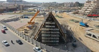 ميدان الرماية يتزين بـ هرم رابع.. شاهد محطة مترو الخط الرابع.. صور