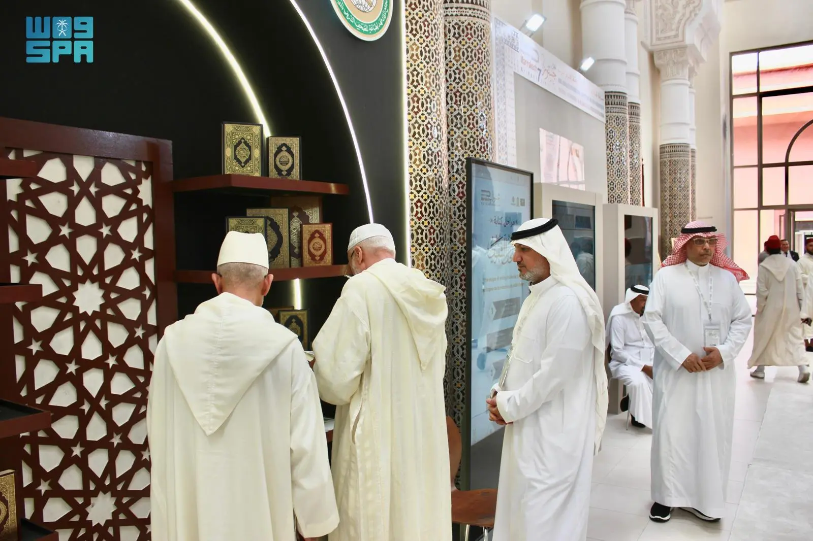 #المملكة تبرز ريادتها في نشر كتاب الله عبر جناح مجمع الملك فهد في معرض “جسور” بالمغرب