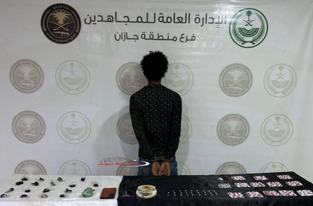 #عاجل | القبض على مخالف لنظام أمن الحدود لترويجه مواد مخدرة بمنطقة #جازان