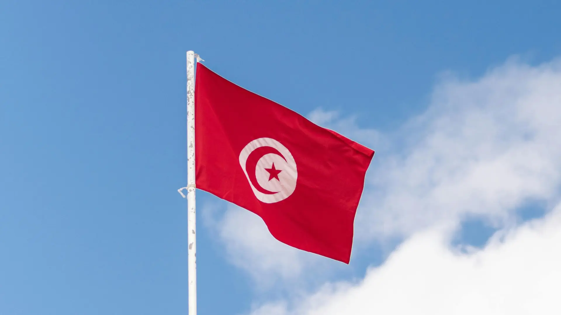تونس: جدول العطل المدرسية 2025 رسميًا.. “الدڨلة” و الإجازات في تونس بالتفصيل الممل!
