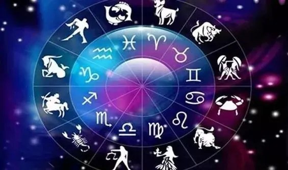 حظك اليوم وتوقعات الأبراج الأحد 1152025 أجواء متقلبة وقرارات حاسمة