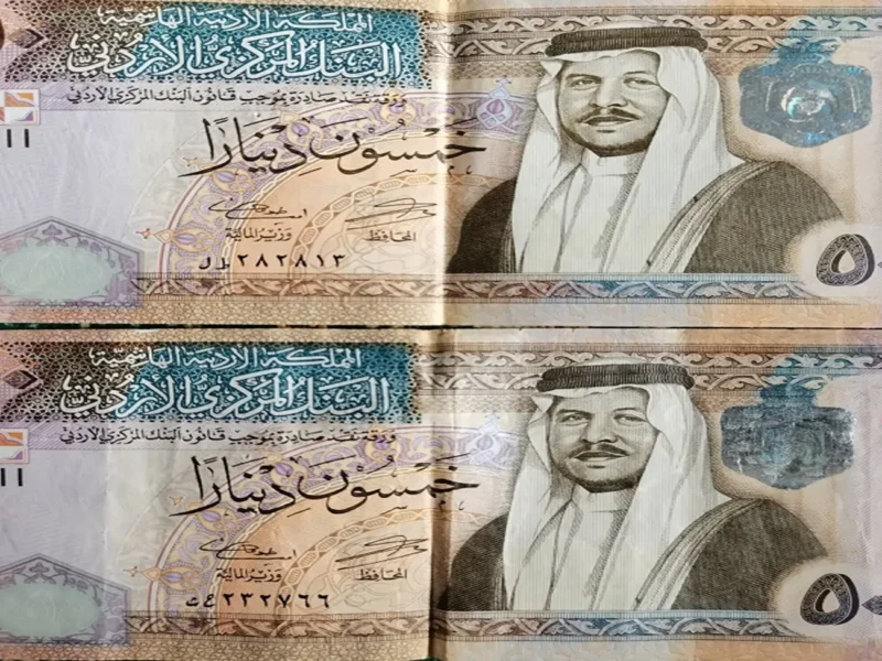 صرف مكرمة الـ100 دينار من الملك رجعت البسمة للناس اللي كانت مستنياها بفارغ الصبر