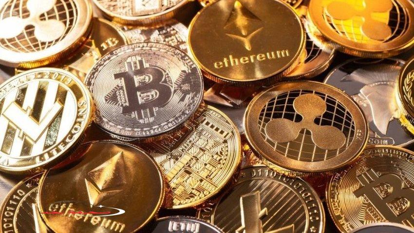 «تحذير المستثمرين!» قفزة في عقود البيع.. مخاوف متصاعدة من تراجع سعر بتكوين إلى 100 ألف دولار