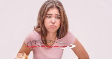«وداعًا للانتفاخ!» 9 عادات يومية مفاجئة تسبب انتفاخ البطن: اكتشف بدائل لراحة المعدة