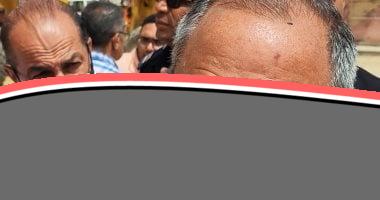 محافظ بورسعيد يلوح بفسخ عقد شركة نظافة لسوء الأداء