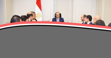 «هام» وزير الخارجية يعقد اجتماعًا مع قيادات مكتب نائبه لمتابعة ملفات التعاون الدولي