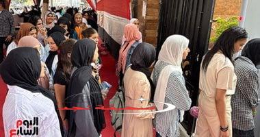 «لتحقيق أفضل النتائج» لطلاب المرحلة الثانوية: ابدأ بحل الأسئلة الأسهل لتوفير وقت الامتحان