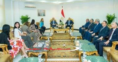 «تعزيز الشراكة» وزير الإنتاج الحربي ورئيس وزراء صربيا يبحثان آفاق التعاون