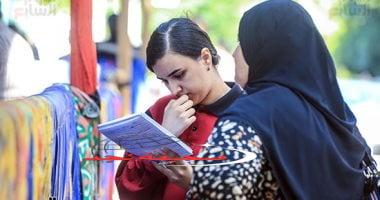 «جاهزون للتفوق؟» مراجعات مُكثفة.. طلاب الثانوية العامة يستعدون لامتحان اللغة الأجنبية الأساسية