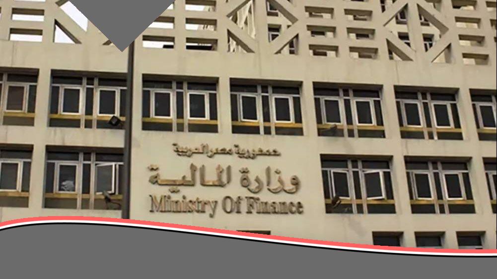 بشرى للموظفين.. 1100 جنيه زيادة شهرية لأقل درجة في الجهاز الإداري
