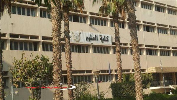 «فاجعة تهز الجامعة!» وفاة طالبة جامعة الزقازيق إثر سقوط مأساوي من الطابق الخامس