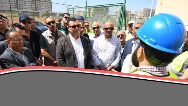 «صرح بالإنجازات الضخمة» لخدمة 4.5 مليون نسمة.. وزير الإسكان يتفقد محطة المعالجة الشرقية بالإسكندرية