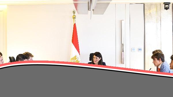 «نافذة على المستقبل» فتح آفاق تواصل مع طلبة الجامعات البريطانية حول التنمية الاقتصادية في مصر