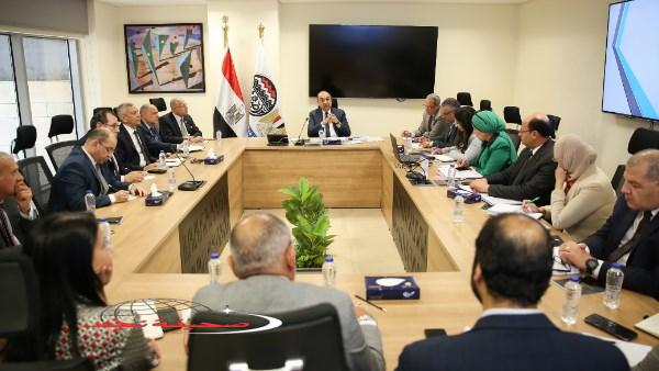 «اكتشف» آفاقًا جديدة: توسيع الأسواق وتعزيز المبيعات محليًا وعالميًا