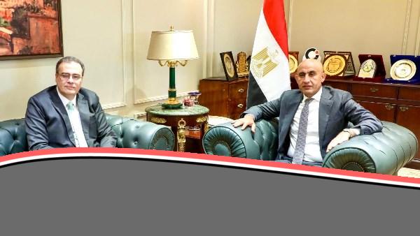 «أخيرًا!» وزير التربية والتعليم ورئيس الجهاز المركزي للتنظيم والإدارة يتفقان على إعلان نتيجة مسابقة تعيين 20 ألف معلم “انجليزي” مساعد