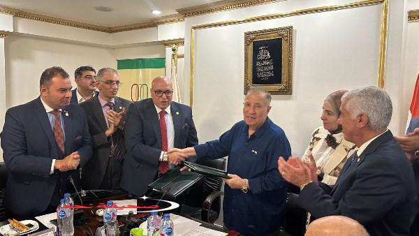 «استثمر بثقة» القيادة السياسية تذلل العقبات أمام الاستثمار والمستثمرين