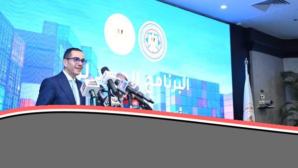الحكومة تقرر صرف دعم الصادرات دون خصم مديونيات وتستبعد التطبيق بأثر رجعي