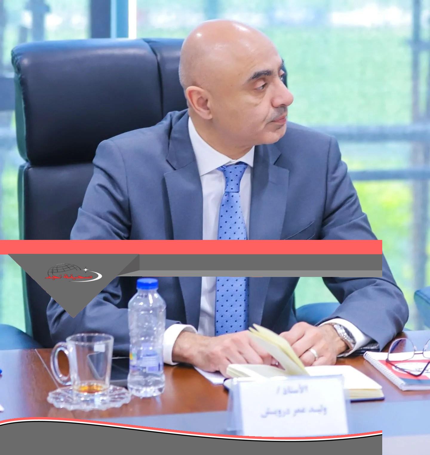 وليد درويش عضو اتحاد الكرة يحضر قمة كولومبيا وأمريكا بخوفو