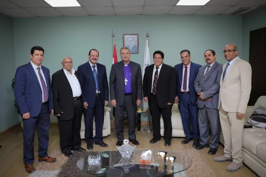 «بأجواء من المحبة والتآخي» رئيس الطائفة الإنجيلية يستقبل رئيس المجمع العام للكنائس المعمدانية الكتابية بعد إقرار انضمامها تحت لواء الرئاسة