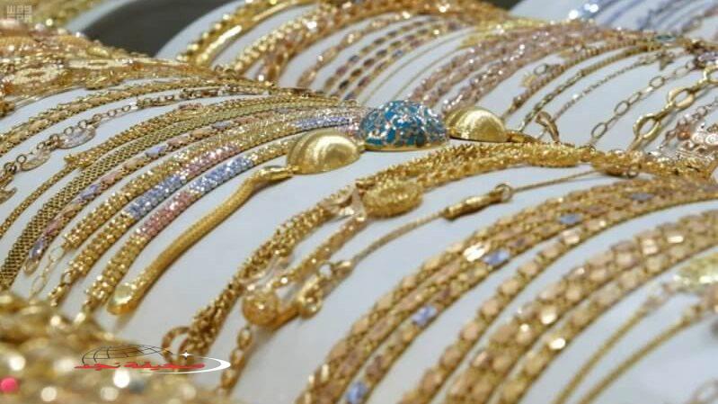 «تألق وبريق» الذهب يرتفع 30 جنيها هذا الأسبوع: مخاوف جيوسياسية تدعم المكاسب وتضغط على الدولار