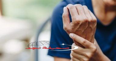 «علامات تحذيرية» تفقد يديك الآن: هل تكشف عن ارتفاع الكوليسترول؟