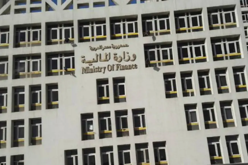 «خبر مفرح للموظفين» جيبك هيتملي بالمرتب.. وزارة المالية تعلن موعد صرف مرتبات يوليو 2024 وجدول زيادة الحد الأدنى للأجور