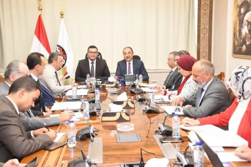 «تلبيةً للطموحات المشتركة» وزيرا قطاع الأعمال والإسكان يستعرضان آخر تطورات التعاون المثمر