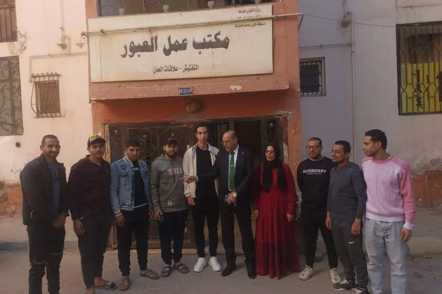 «جولة ميدانية» وزير العمل يتفقد مواقع العمل بالسلام والعبور في القاهرة والقليوبية