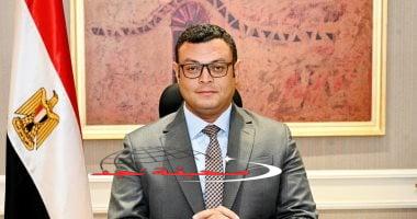 وزير الإسكان يعلن جاهزية 138 قطعة أرض “بيت وطن” لتوصيل الكهرباء بالقاهرة الجديدة