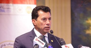 وزير الرياضة: سنمنح الأندية لتوفيق أوضاعها وعلى مجلس الزمالك الرد على أسباب سحب أرض أكتوبر
