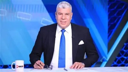 هل سيشارك حارس الأهلي الأساسي في مباراة فاركو؟.. شوبير يلمّح
