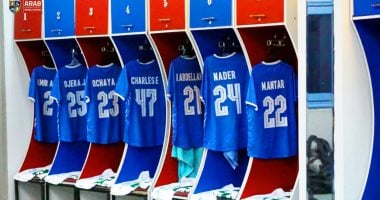 المقاولون العرب يظهر بالزي البديل “الأزرق” لأول مرة أمام بتروجت