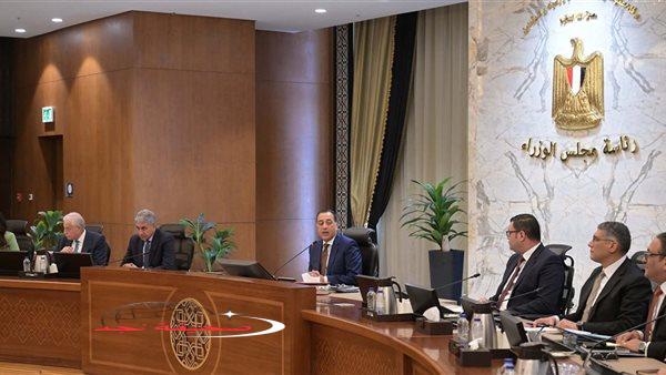 رئيس الوزراء يتابع جهود النهوض بصناعة الأسمدة الزراعية وتحديث منظومة تداولها