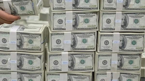 سعر الدولار اليوم 20-8-2025 في البنوك