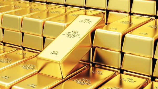 الذهب يسجل خسارة أسبوعية وسط ترقب قمة آلاسكا بين ترامب وبوتين