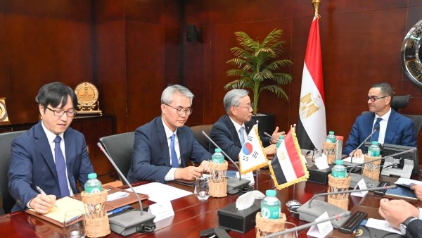 زيادة الاستثمارات وتعزيز العلاقات الاقتصادية بين مصر وكوريا الجنوبية