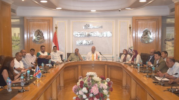 شعبة المحاجر بغرفة القاهرة تناقش الاستفادة من المعارض المحلية والدولية لزيادة الصادرات