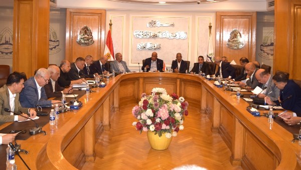 خلال اجتماعه الطارئ.. مجلس غُرفة القاهرة يعتمد إقامة معرض أهلًا مدارس الرئيسي