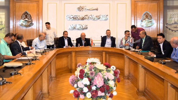طوارئ بغرفة القاهرة لتنظيم معرض أهلا مدارس الرئيسي بمدينة نصر