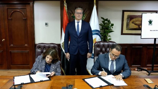 توقيع 4 اتفاقيات للقابضة للغازات الطبيعية مع شركات عالمية