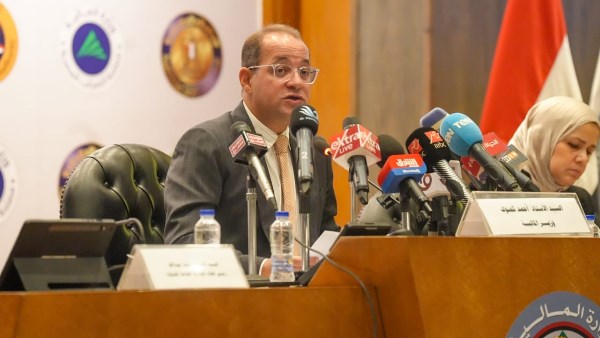 650 ألف إقرار جديد ومعدل بضريبة إضافية ٧٨ مليار جنيه طواعية