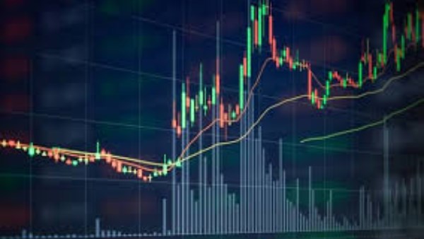 اللون الأحمر يسيطر على أداء أسواق المال العربية في ختام الأربعاء