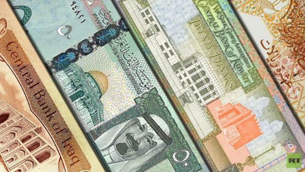 الدينار الكويتي يتراجع .. أسعار العملات العربية في مصر
