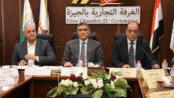 إقامة 3 معارض كبرى بالعمرانية وإمبابة والبدرشين لتوفير المستلزمات المدرسية